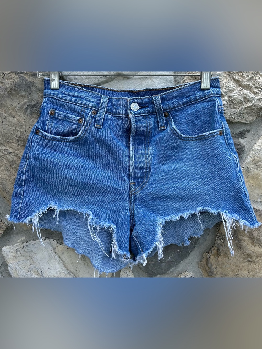 Levis 501 Shorts Womens Size 25 Button Fly Cut Off Raw Hem Casual Festival Beach